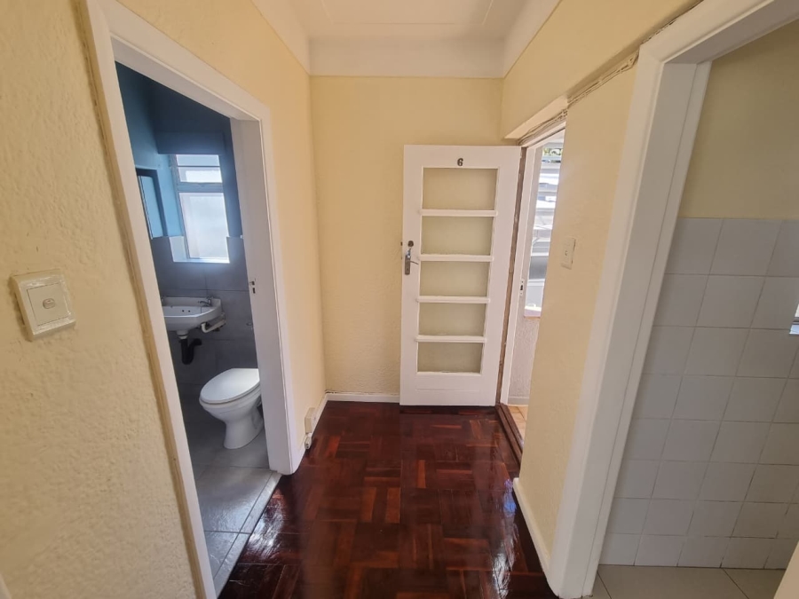 To Let 1 Bedroom Property for Rent in Camps Bay Western Cape